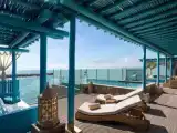 Over Water Villa с 5 комнатами