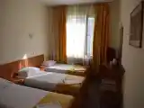 Трёхместный номер Стандарт