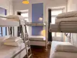 Кровать в общем номере (женский номер)