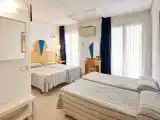 Четырёхместный номер Family с видом на море