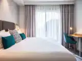 Двухместный номер Premium с балконом и с видом на бассейн