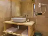 Четырёхместный люкс c 1 комнатой