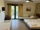 Трёхместный номер Стандарт с балконом