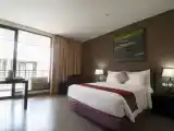 Двухместный номер Premier с балконом