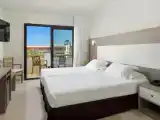 Двухместный номер с видом на бассейн