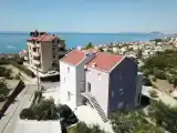 Апартаменты с балконом и с видом на море