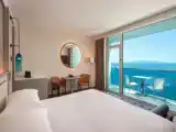 Двухместный номер Deluxe с балконом и с видом на море