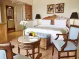 Двухместный номер с частичным видом на море