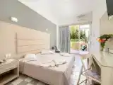 Двухместный номер Стандарт с видом на сад