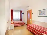 Трёхместный номер Комфорт