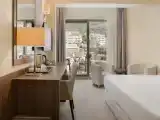 Двухместный номер Стандарт с видом на горы