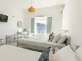 Трёхместный номер Стандарт с балконом и с видом на море