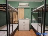 Кровать в общем номере (мужской номер)