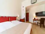 Двухместный номер Deluxe с частичным видом на море