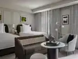 Четырёхместный номер Deluxe с видом на город