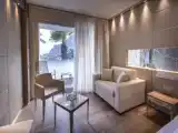 Номер Prestige с балконом и с частичным видом