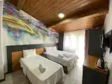 Трёхместный номер с балконом