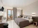 Двухместный номер Deluxe с балконом и с видом на море