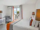 Двухместный номер Deluxe с балконом и с видом на море