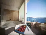 Люкс с видом на море