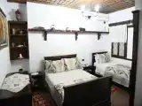 Трёхместный номер Стандарт Цокольный этаж с балконом