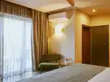 Двухместный номер Superior с частичным видом на море