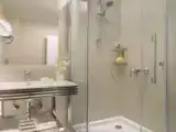 Люкс с балконом