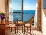Полулюкс