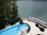 Полулюкс с балконом и с видом на бассейн