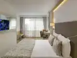Четырёхместный номер Стандарт с балконом
