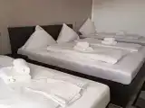 Четырёхместный номер Стандарт с балконом