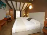 Трёхместный номер Стандарт с балконом
