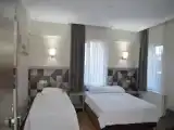 Трёхместный номер Стандарт с балконом