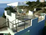 Студия с видом на море