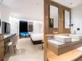 Двухместный номер с мини-бассейном с подогревом Dazzling Blue с видом на море