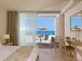 Полулюкс Premium с видом на воду