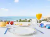 Двухместный номер Стандарт с частичным видом на море