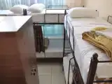 Кровать в общем номере (мужской номер)