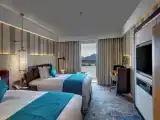 Четырёхместный номер Club Lounge Access с балконом