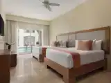 Двухместный полулюкс Sun Club Swim Out