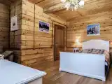 Кровать в общем номере