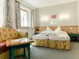 Двухместный номер Стандарт с балконом