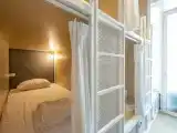 Кровать в общем номере (женский номер)