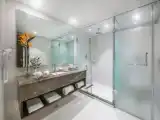 Двухместный коттедж с балконом