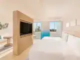 Полулюкс с красивым видом из окна