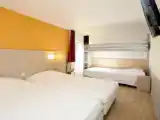 Четырёхместный номер Стандарт with shower