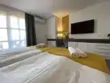 Трёхместный номер Deluxe с балконом