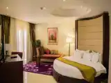 Люкс с балконом и с красивым видом из окна