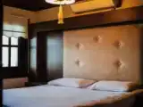 Вилла с балконом