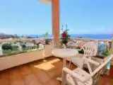 Трёхместный номер с видом на море